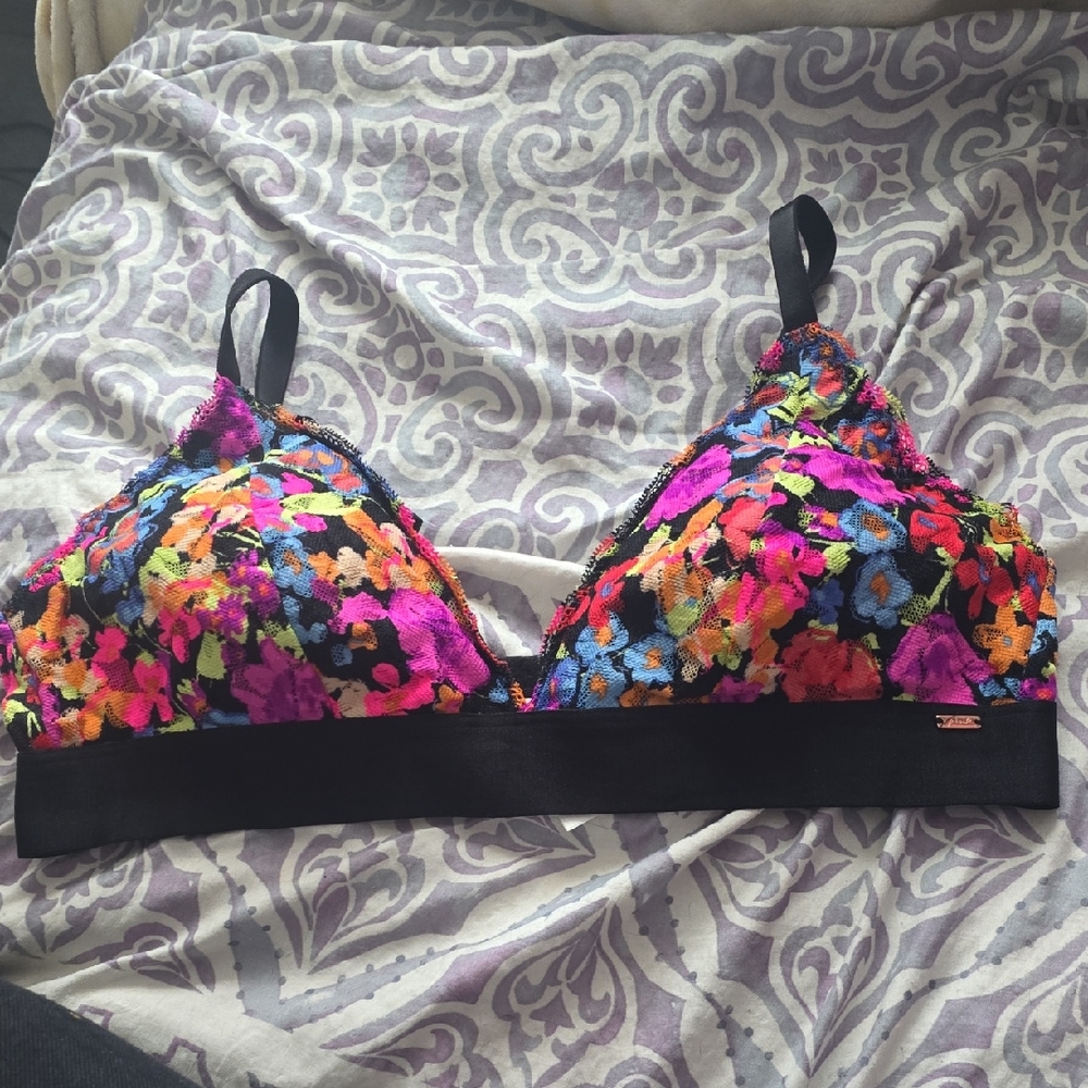Victoria's Secret Multicolor Floral Lace Bra